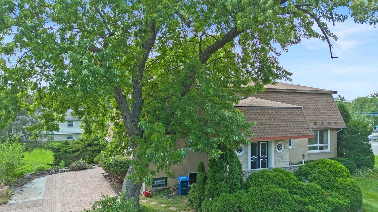 288 Middaugh Rd - Photo 4 of 47