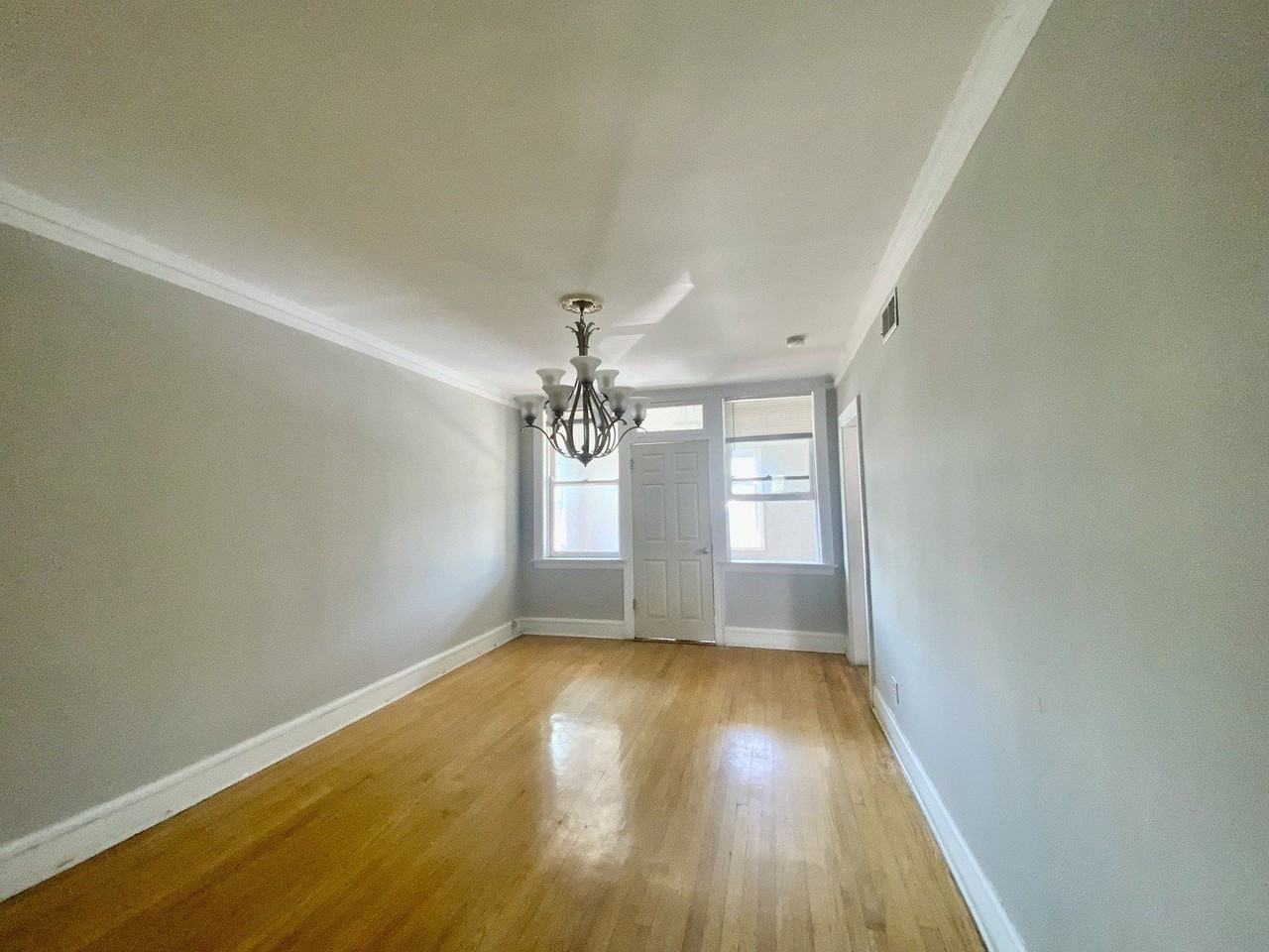 5511 W Diversey Ave #3 - Photo 5 of 18