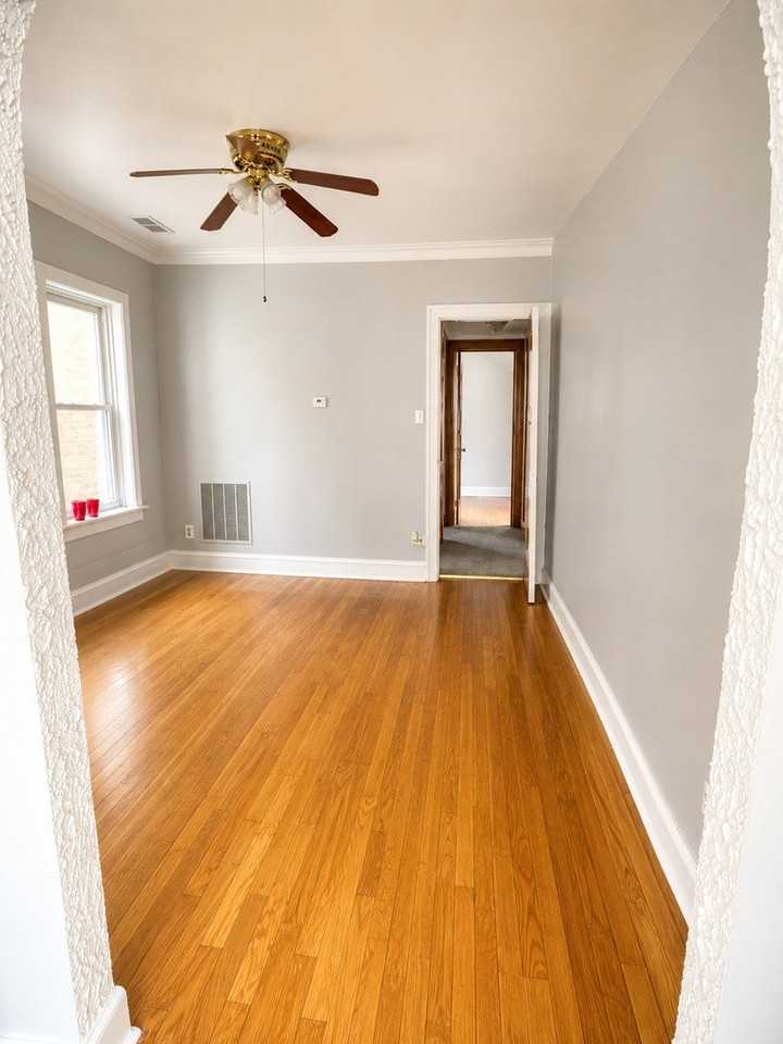 8010 S Marshfield Ave #1 - Photo 5 of 6