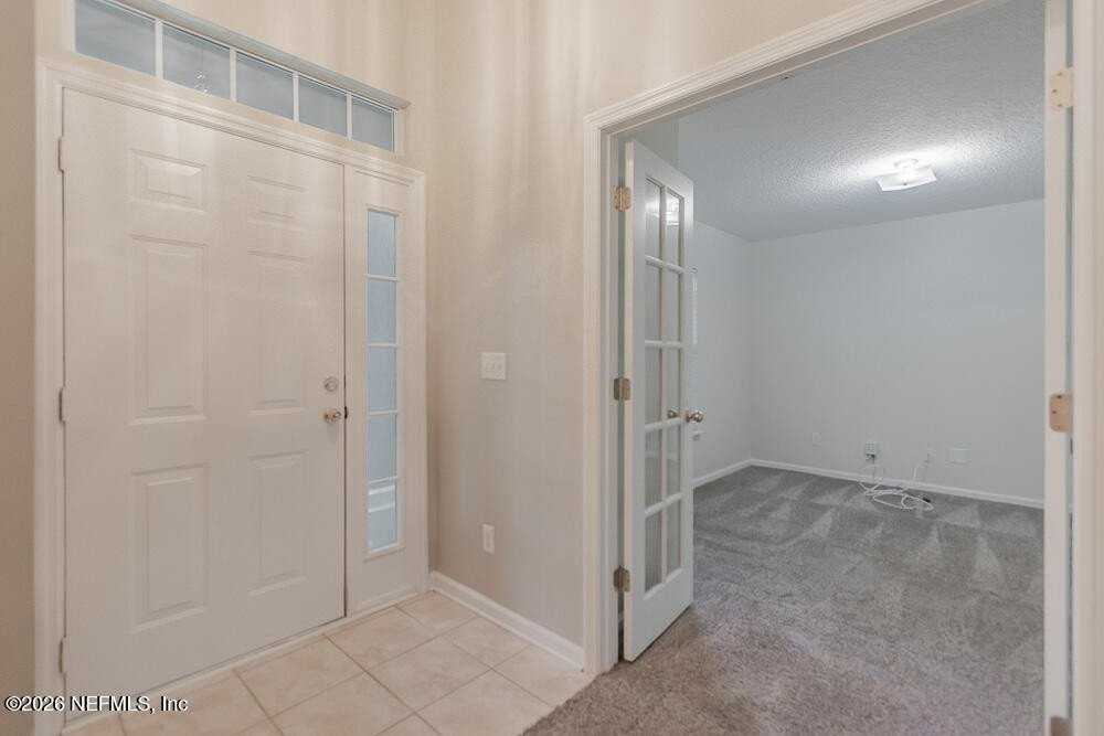 684 Sid Dr - Photo 6 of 43
