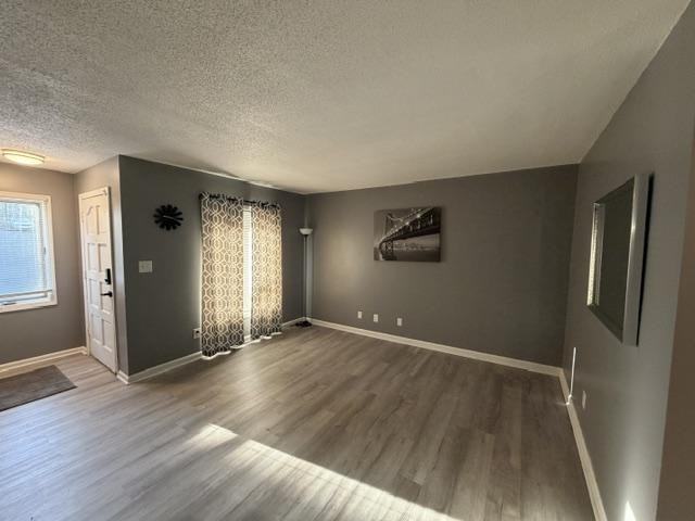Stoney Point Ln - Photo 2 of 12
