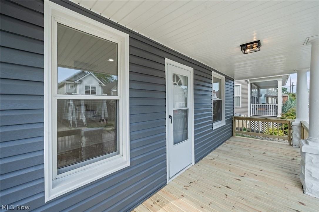 12028 Wade Park Ave - Photo 5 of 39