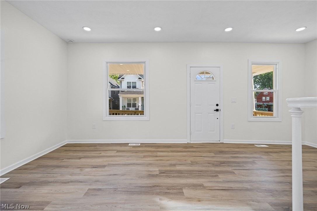 12028 Wade Park Ave - Photo 6 of 39