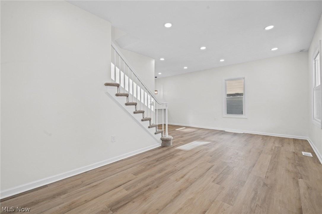 12028 Wade Park Ave - Photo 7 of 39