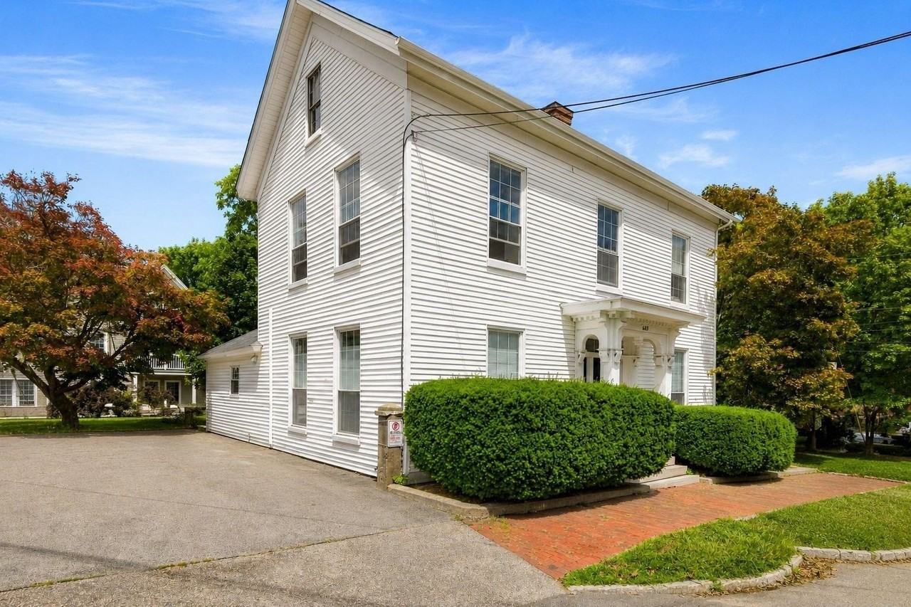 649 State St #A - Photo 2 of 26