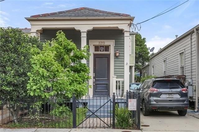 3213 Annunciation St - Photo 2 of 21
