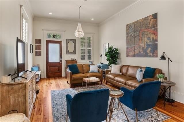 3213 Annunciation St - Photo 5 of 21