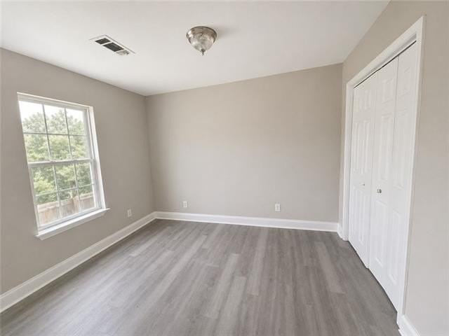 6038 N Rampart St - Photo 4 of 8