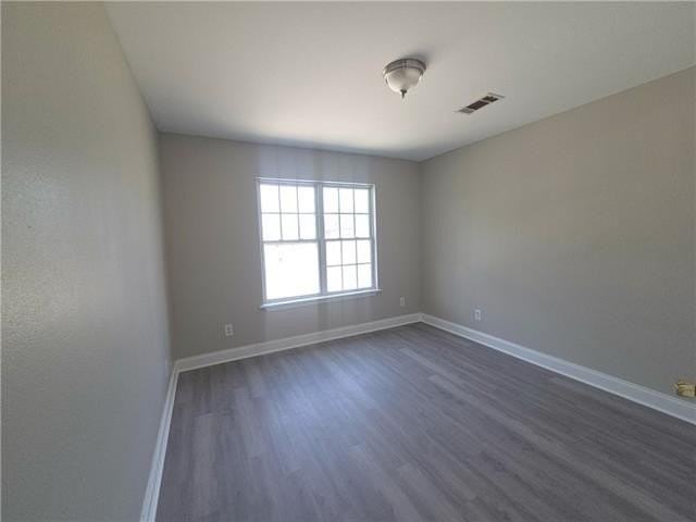 6038 N Rampart St - Photo 6 of 8