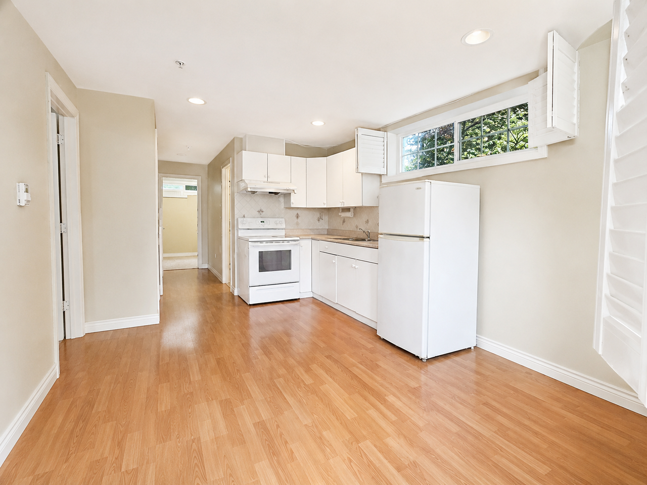 W 27th Ave & Oak St - Photo 2 of 6