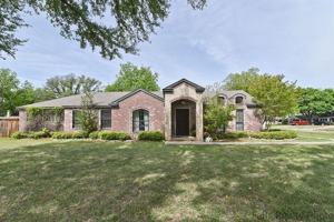 featured image of 2700 Taft Blvd
