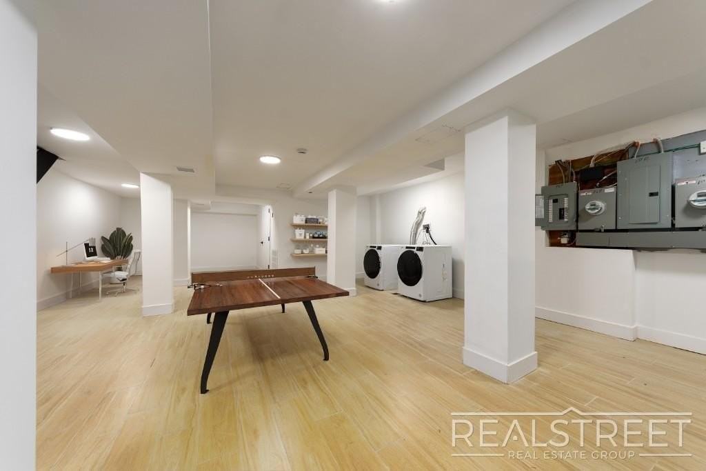 422 Humboldt St #1 - Photo 3 of 13
