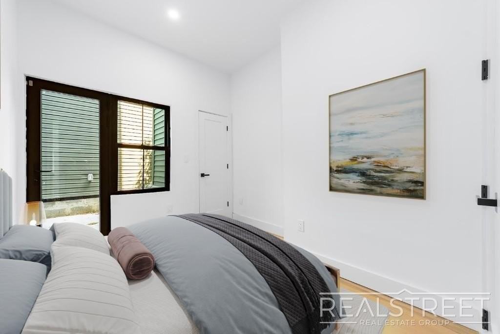 422 Humboldt St #1 - Photo 7 of 13