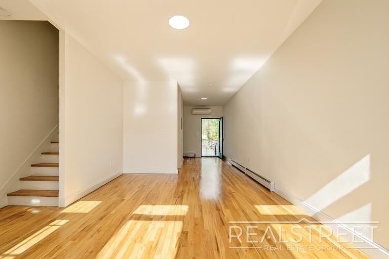 63 Palmetto St #2 - Photo 7 of 17
