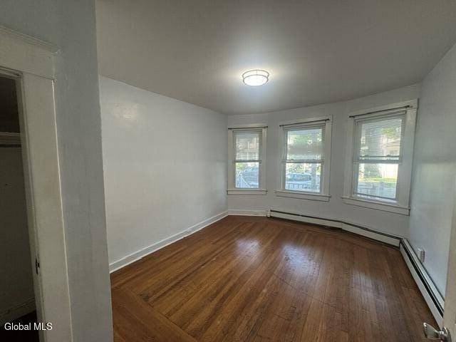442 Morris St #1F - Photo 6 of 18