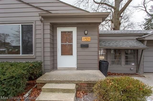 8501 Northfield Blvd - Photo 2 of 38