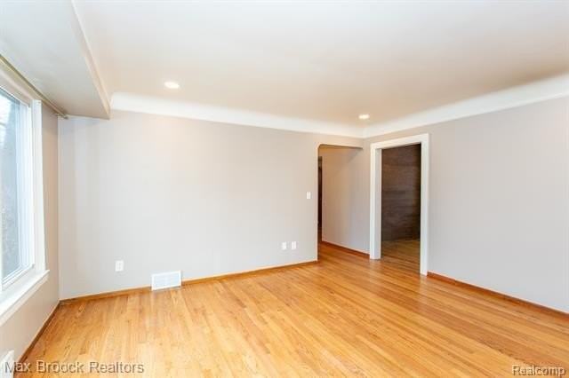 8501 Northfield Blvd - Photo 5 of 38
