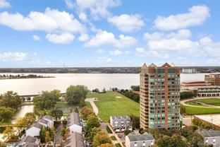3320 Spinnaker Ln #17E - Photo 1 of 1