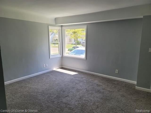 24708 Stanford St - Photo 3 of 5
