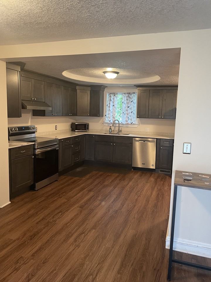 34 Oak St #1 - Photo 4 of 36