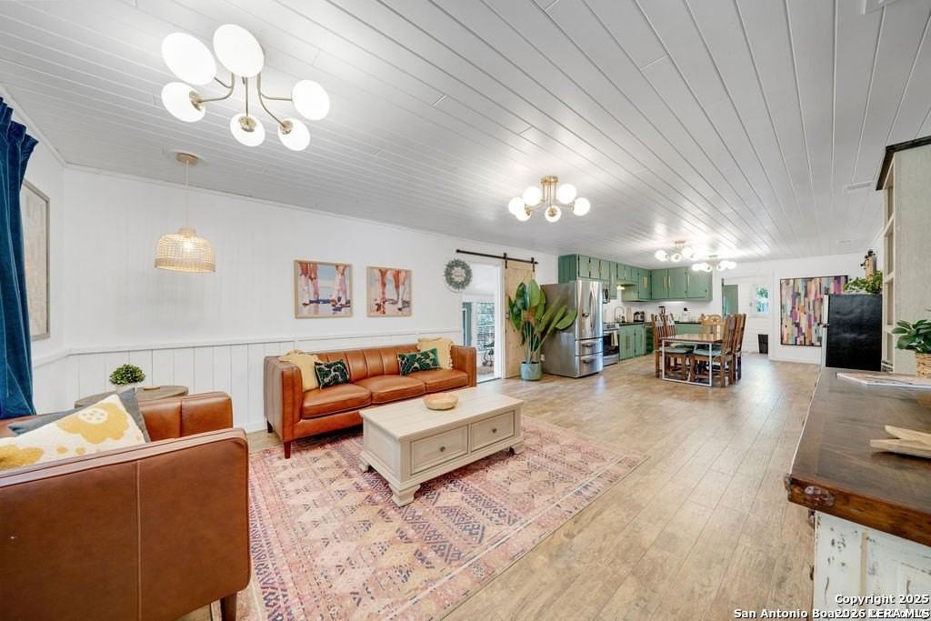 690 Windrush - Photo 6 of 25
