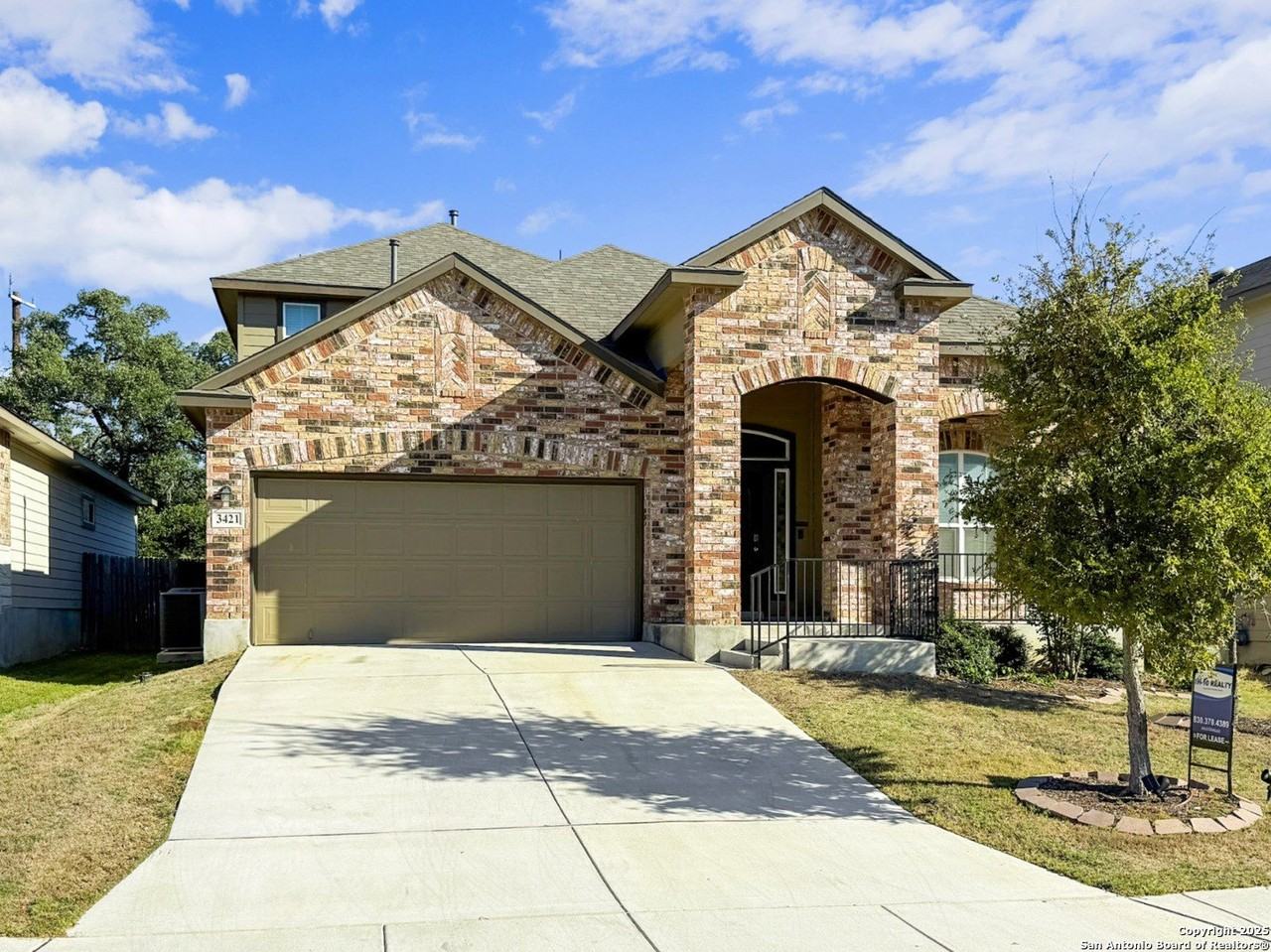 3421 Copper Acres - Photo 2 of 42