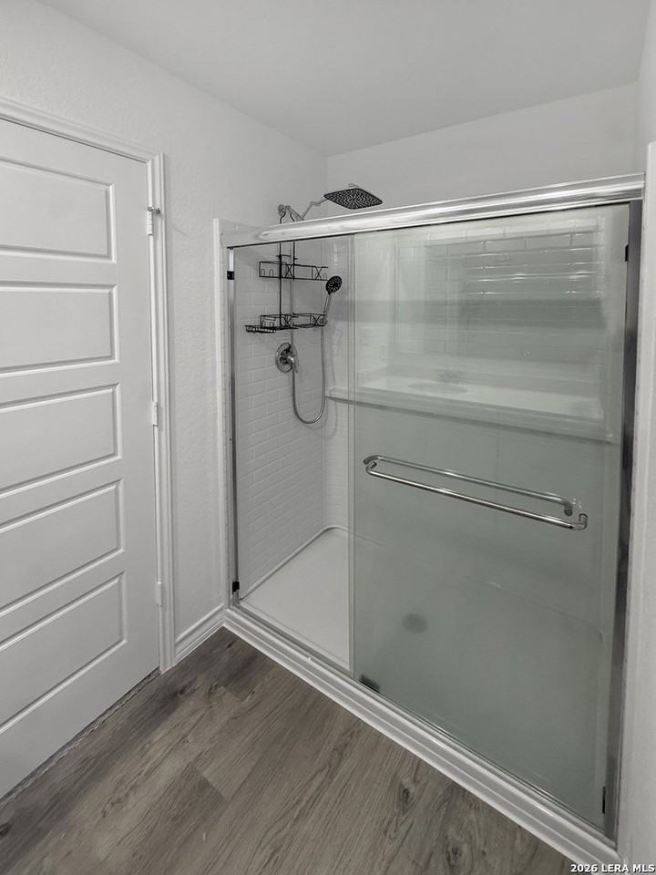 819 Bluegrass Pt - Photo 6 of 25