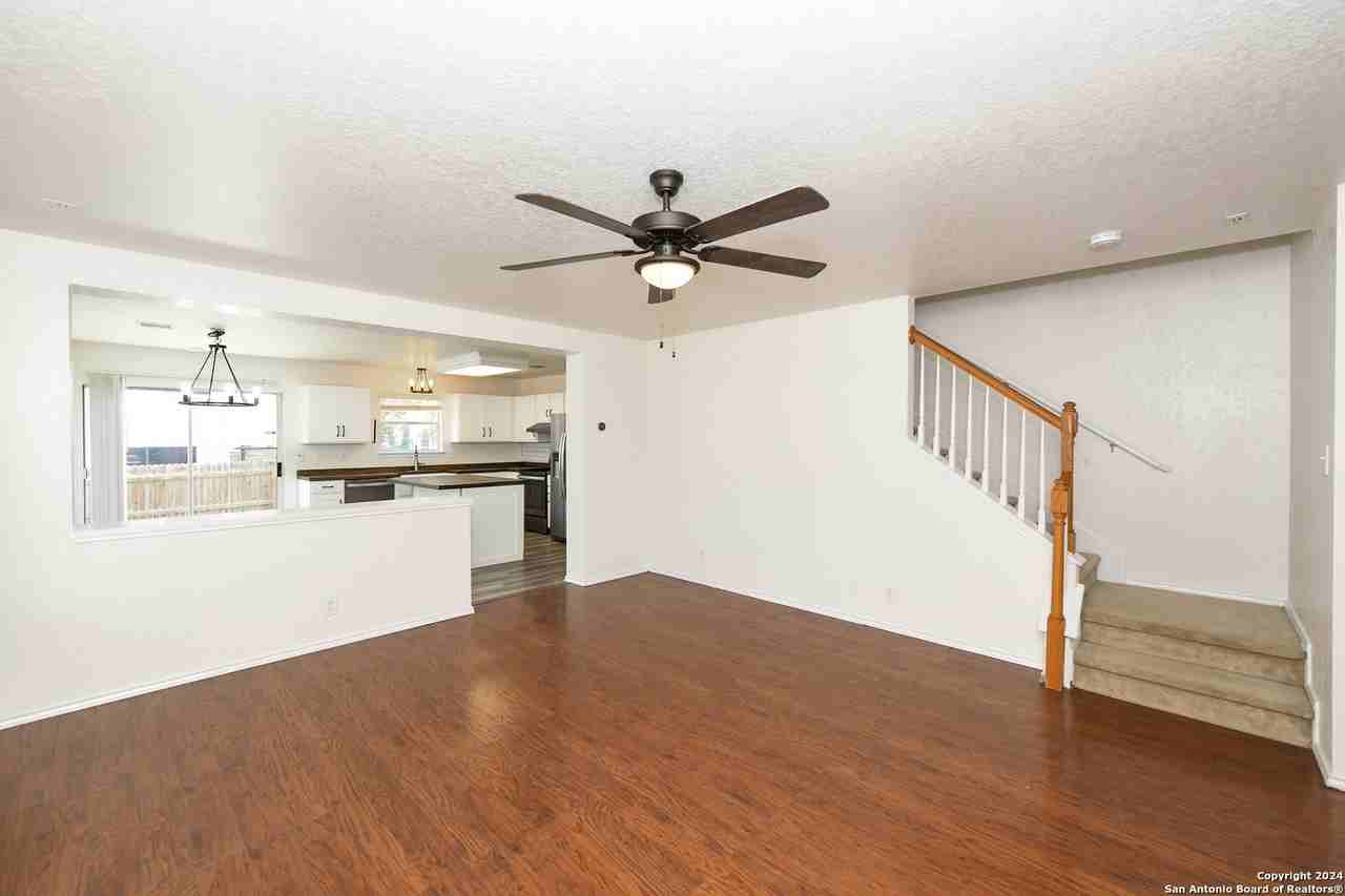 16134 Branching Oaks - Photo 3 of 25