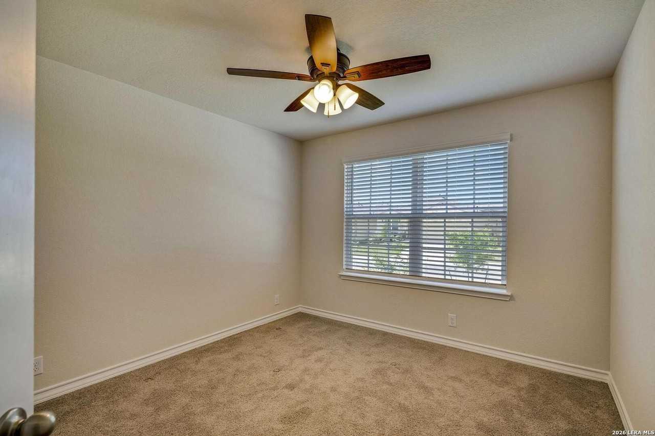 13523 Boothe Grv - Photo 5 of 28