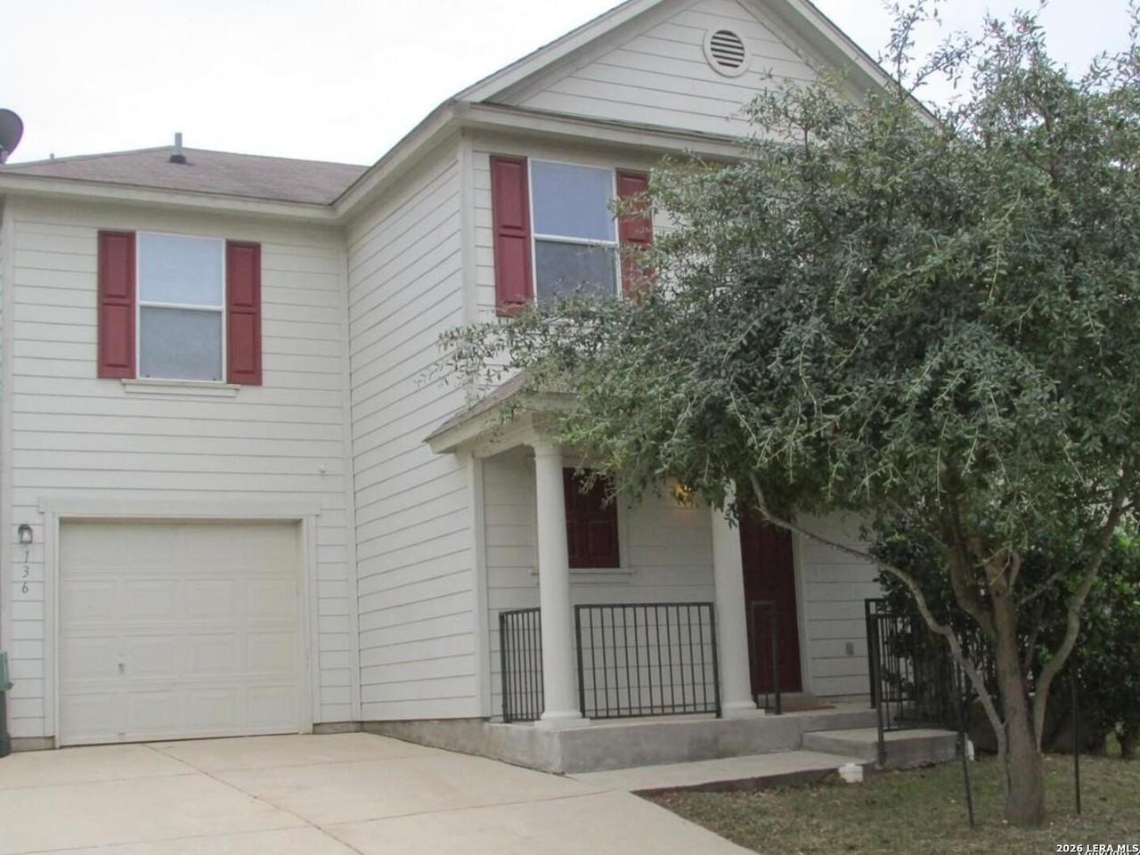 136 Hampton Way - Photo 2 of 22