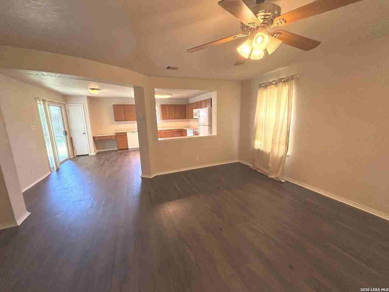 136 Hampton Way - Photo 6 of 22