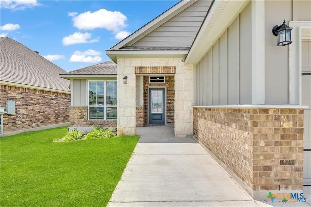 4537 Allison Dr - Photo 4 of 34
