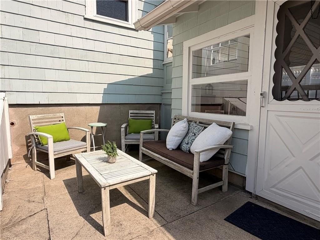 38 Hilltop Ave - Photo 3 of 34