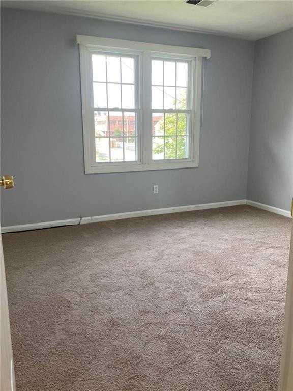 14 Saratoga Ave #6 - Photo 5 of 10