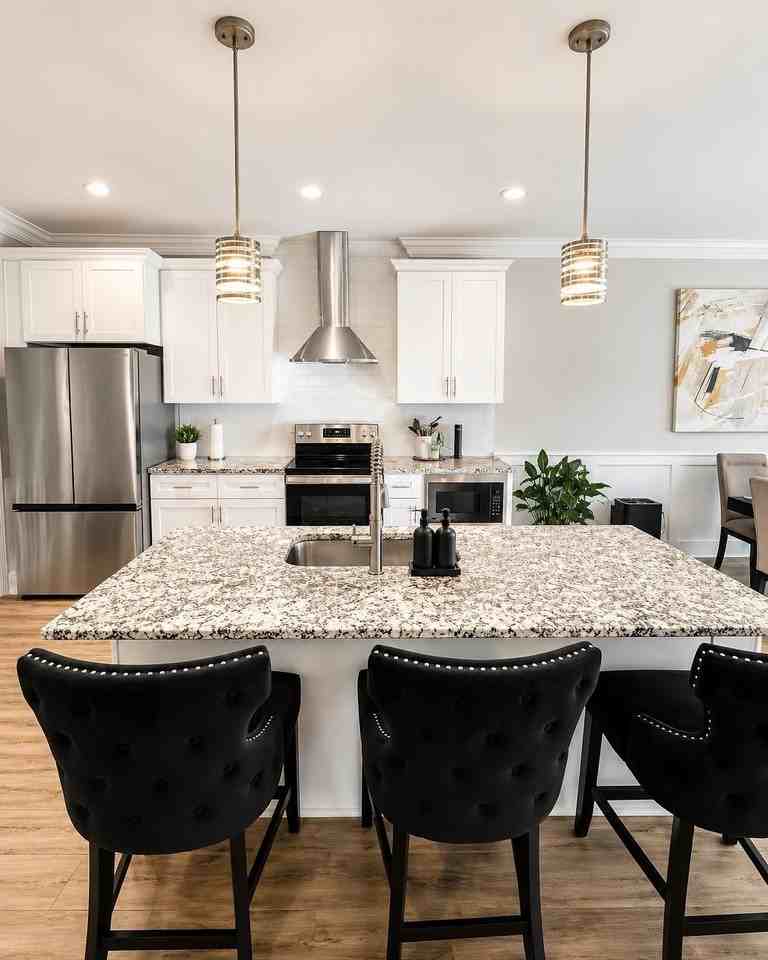 26 Shelby Dr - Photo 4 of 21