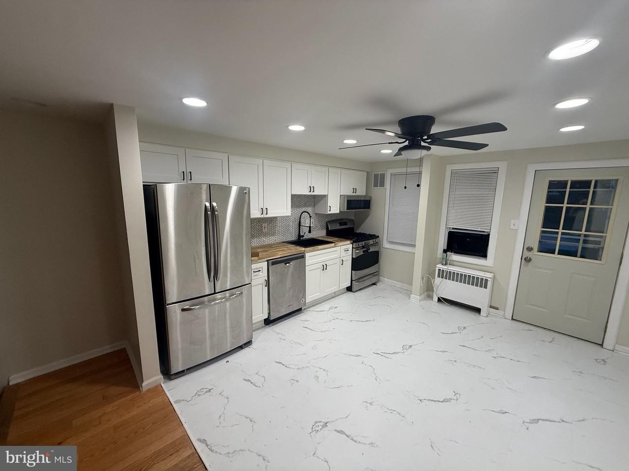 1217 Haverhill Rd - Photo 3 of 13