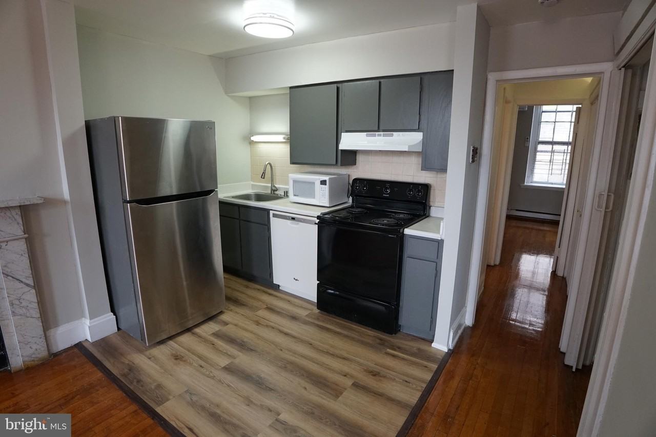 802 Cathedral St #5 - Photo 4 of 7