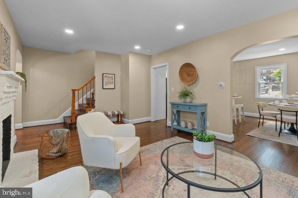 3027 Lavender Ave - Photo 7 of 25