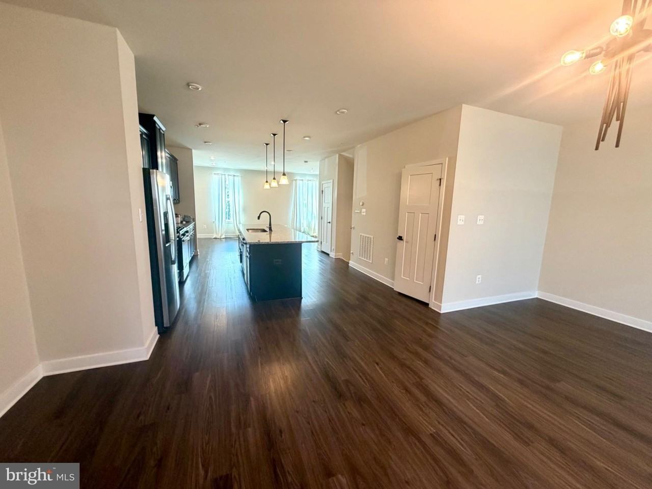6029 Goshawk St - Photo 2 of 27
