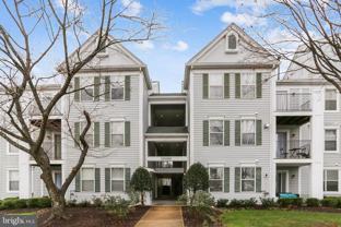 10010 Vanderbilt Cir #5-9 - Photo 1 of 1