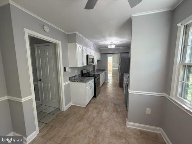 15820 Wayne Ave #A - Photo 4 of 30