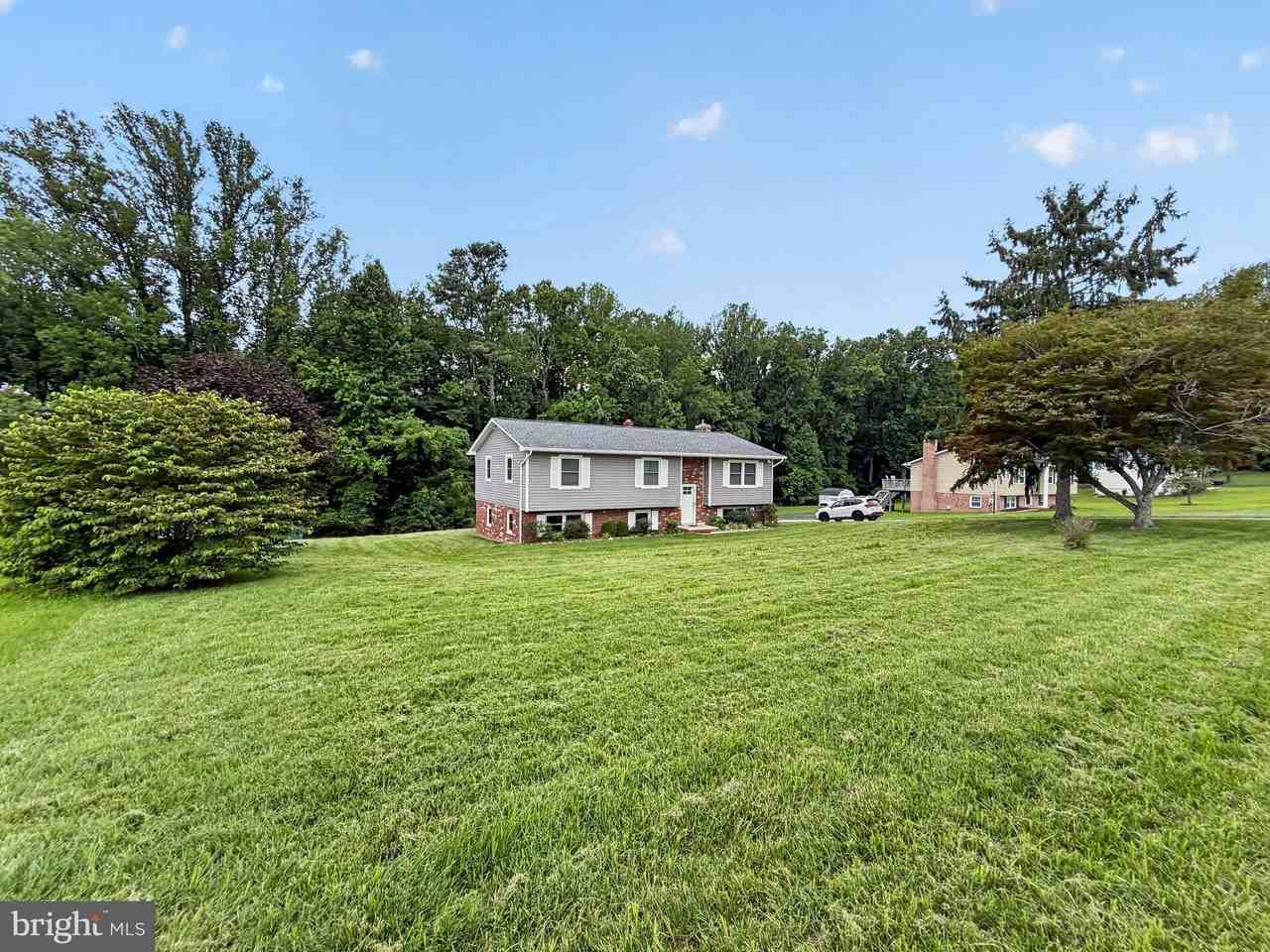 30075 Huntt Rd - Photo 4 of 21