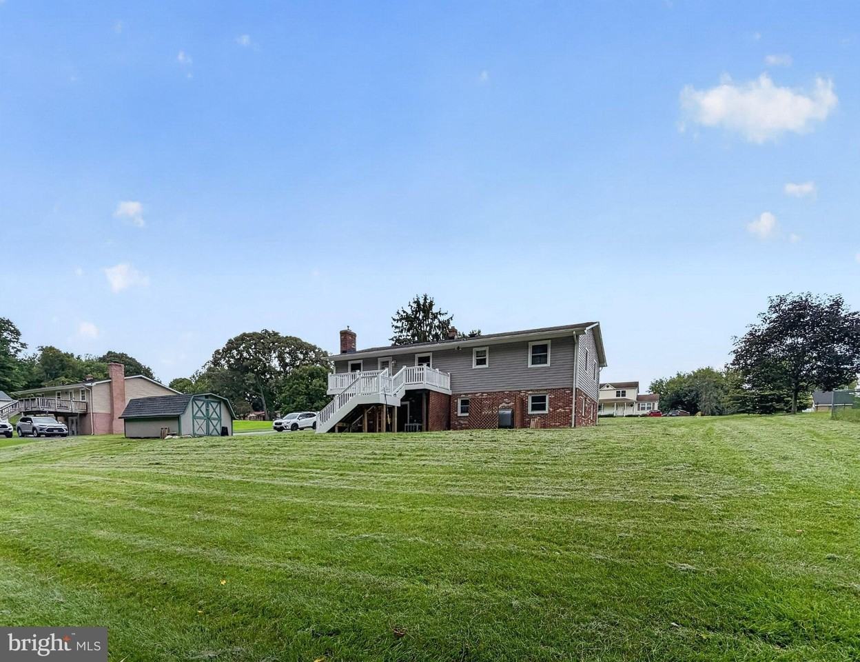 30075 Huntt Rd - Photo 6 of 21
