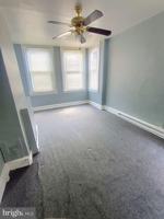 featured image of 2338 W Hagert St #2