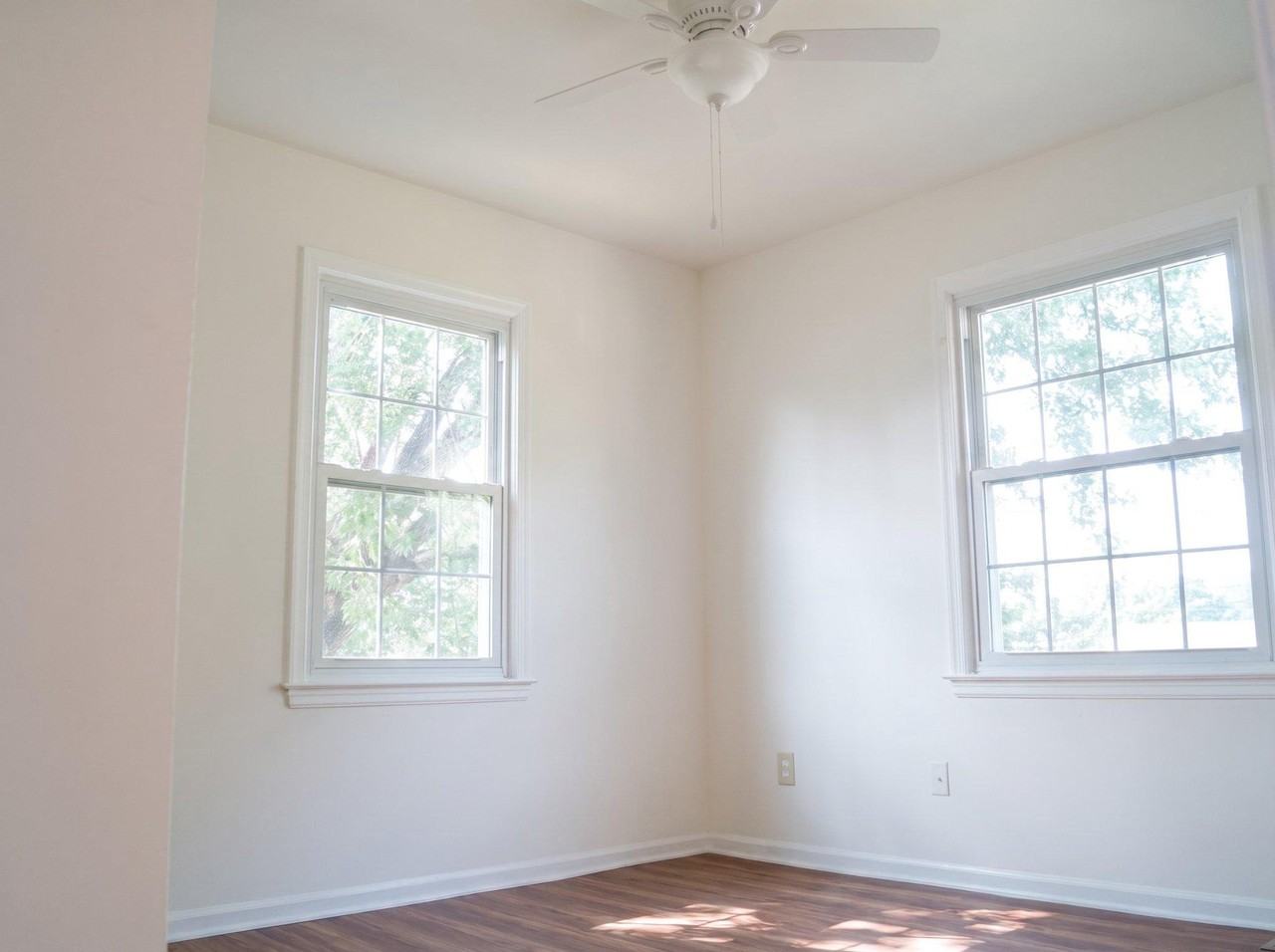 402 Forest Ct - Photo 7 of 20