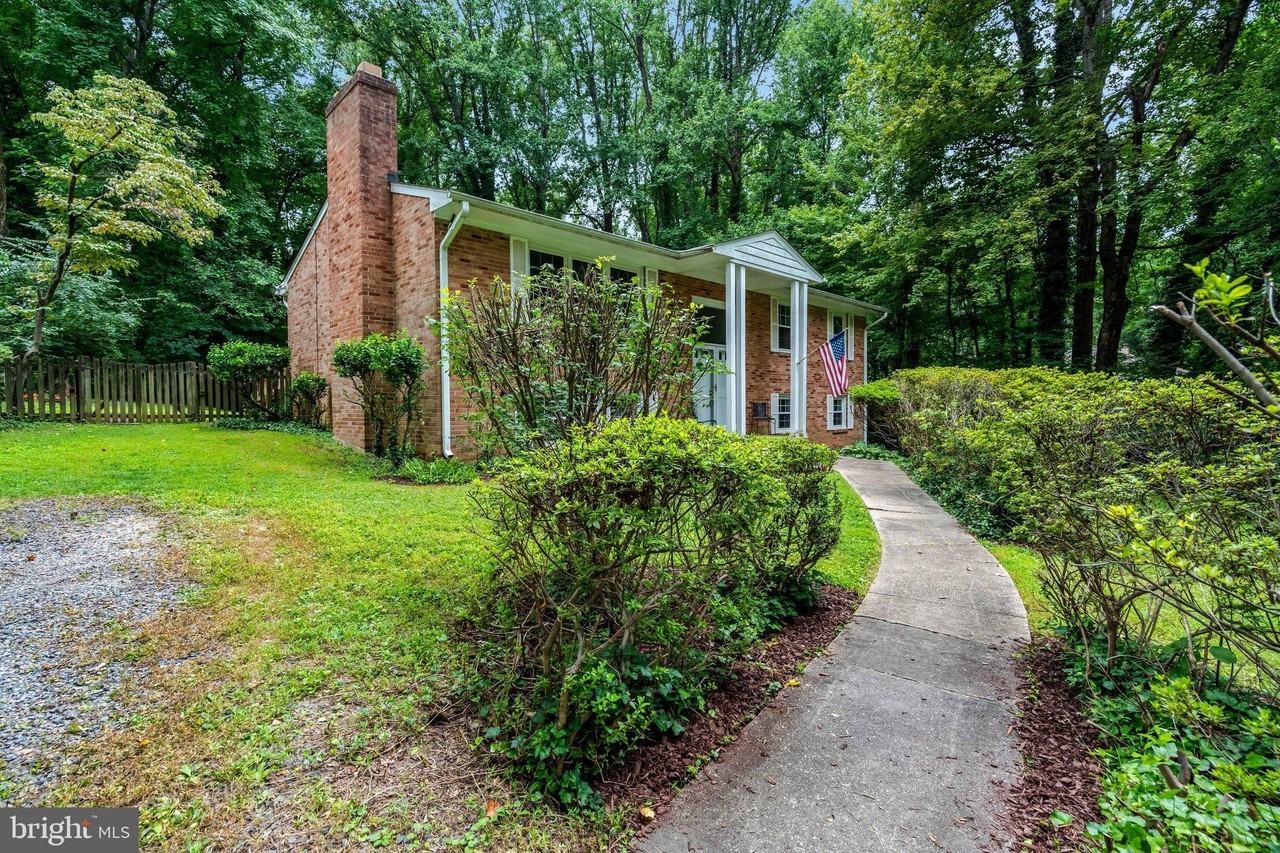 5315 Summit Dr - Photo 4 of 50
