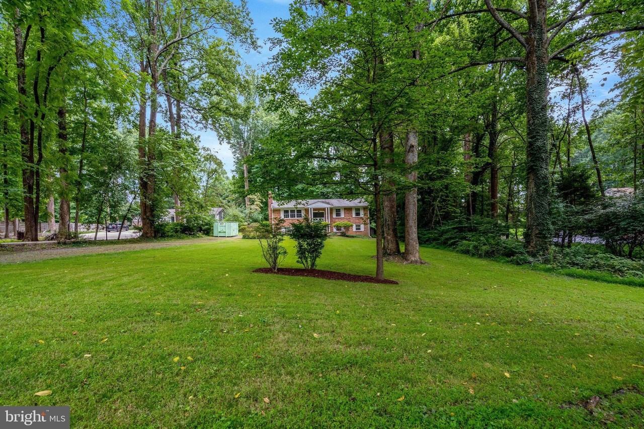 5315 Summit Dr - Photo 5 of 50