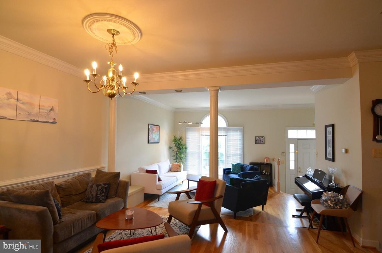 8173 Boss St - Photo 5 of 50