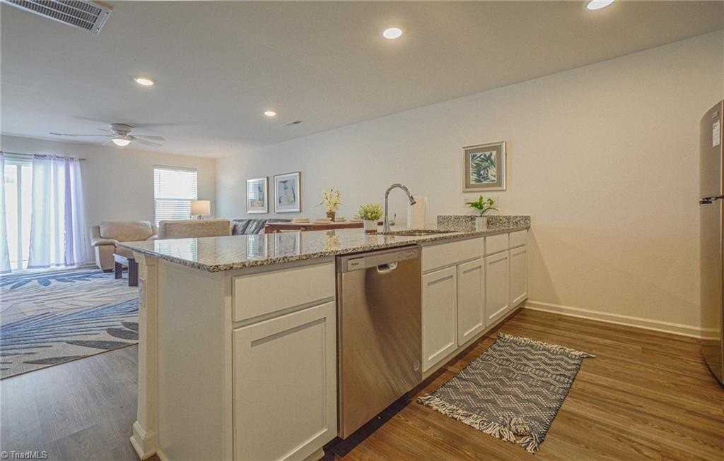 108 Slope Ln - Photo 7 of 43