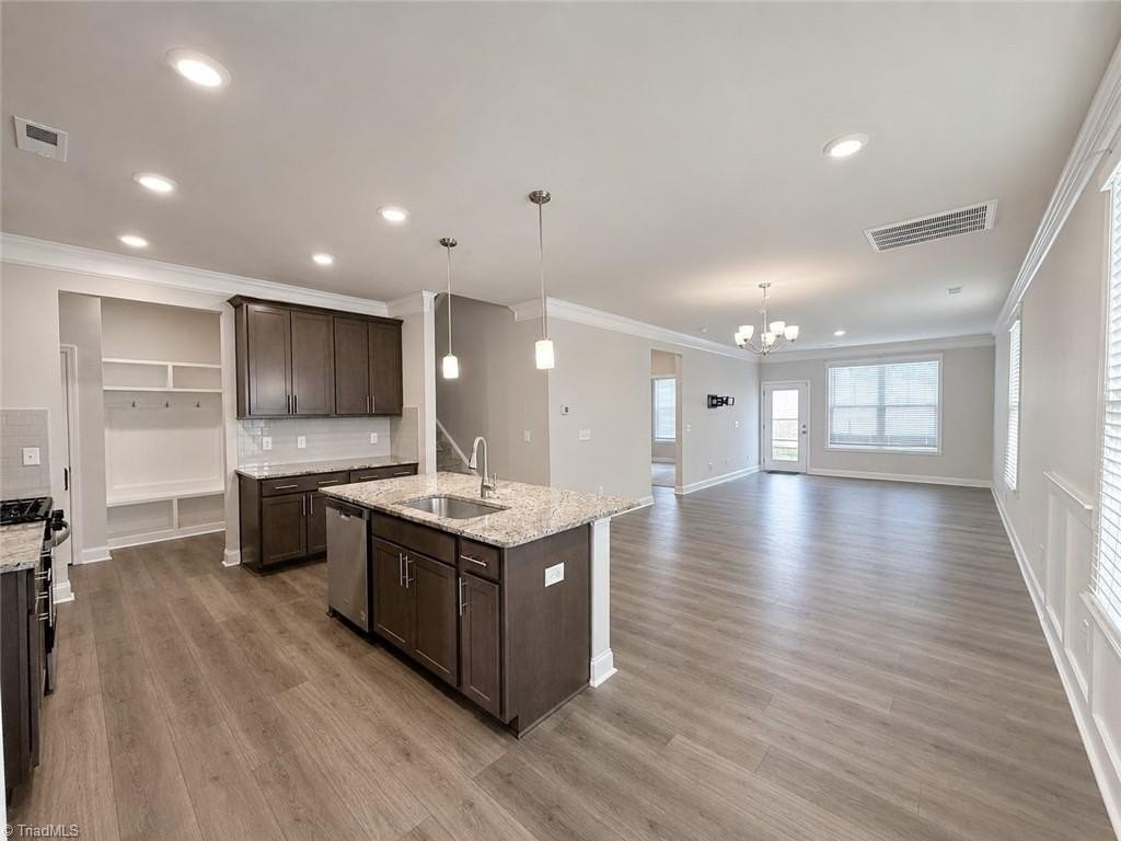 216 Stamm Dr - Photo 2 of 12